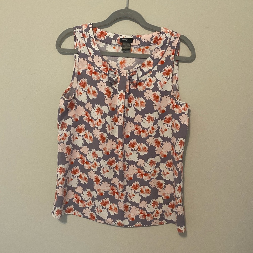 Pre-owned women blouse lake new